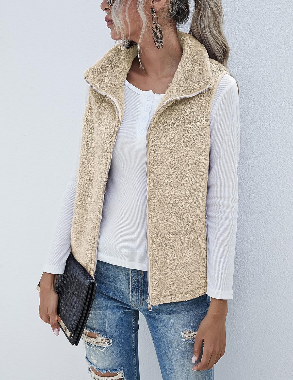 LOMON Womens Fuzzy Sherpa Fleece Jacket Lightweight Vest Cozy Sleeveless Cardigan Zipper Waistcoat Outerwear with Pocket - Image 3