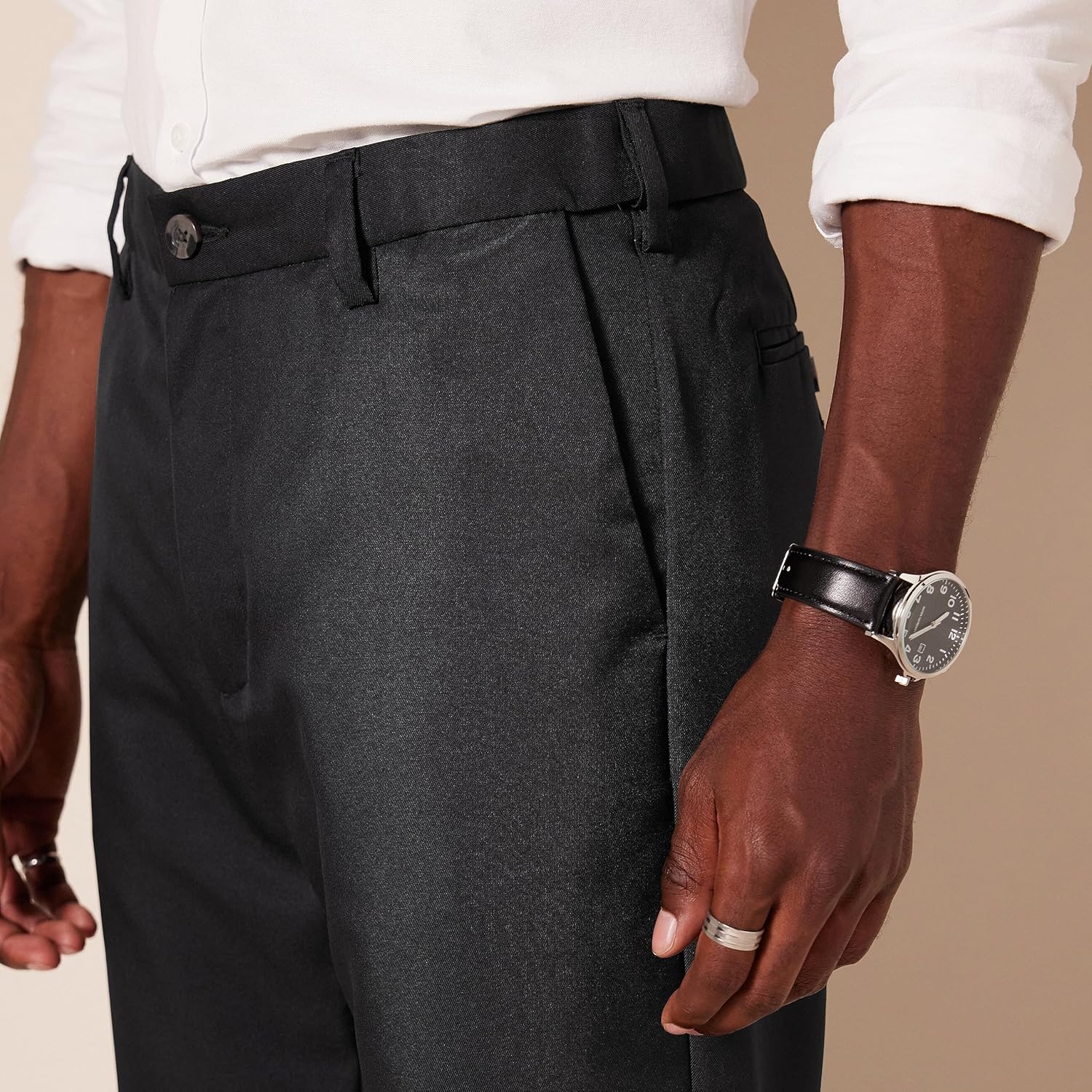 Amazon Essentials Men's Classic-Fit Expandable-Waist Flat-Front Dress Pant - Image 4